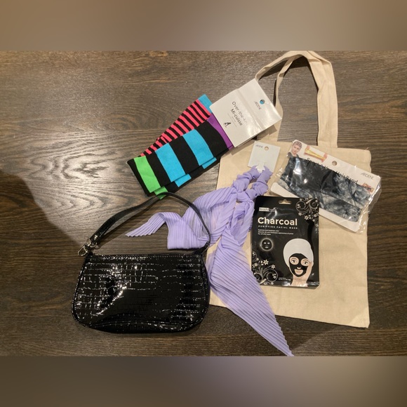 6 pc lot accessories - hair, sock, purse, tote bag, and face mask - Picture 1 of 10